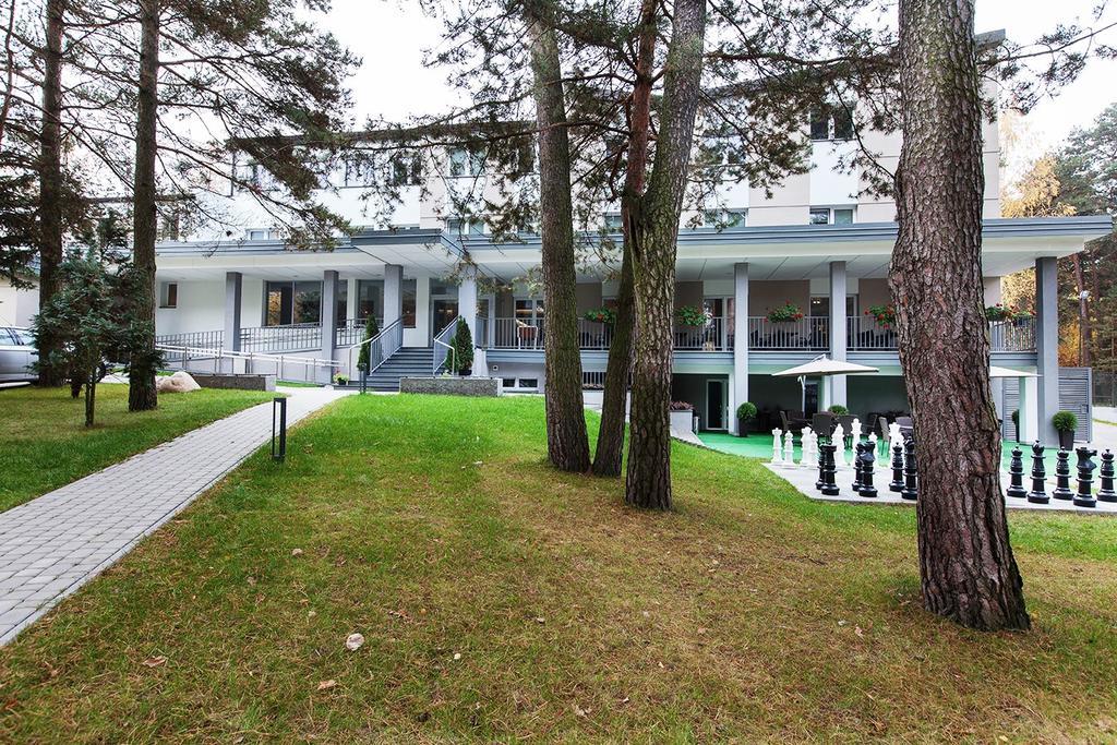 فندق Inwest Osrodek Szkoleniowo-Wypoczynkowy سمارديسيفيتشي المظهر الخارجي الصورة