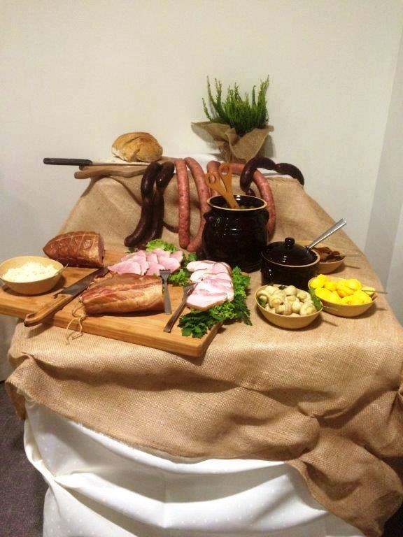 فندق Inwest Osrodek Szkoleniowo-Wypoczynkowy سمارديسيفيتشي المظهر الخارجي الصورة